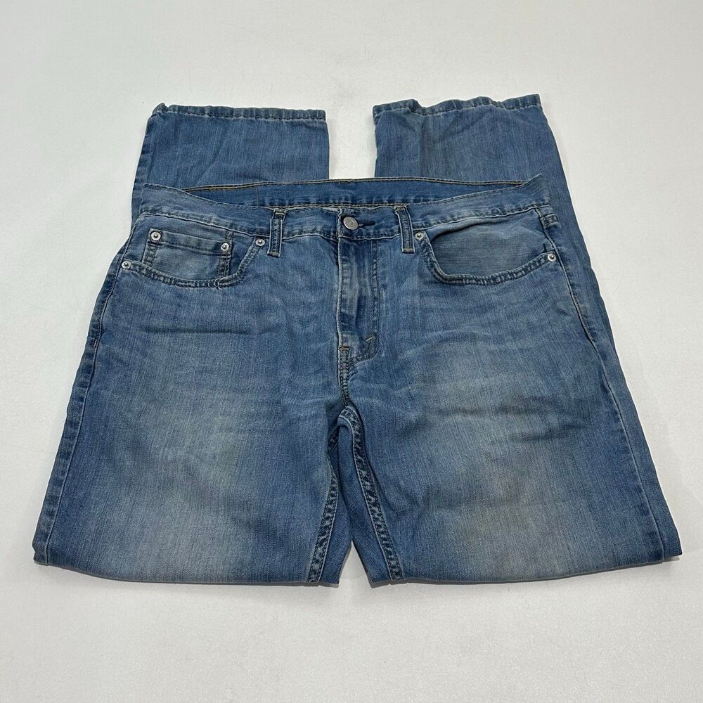 Levi's Men's Jeans Medium Blue Relaxed‎ Straight 559, Size 33/32